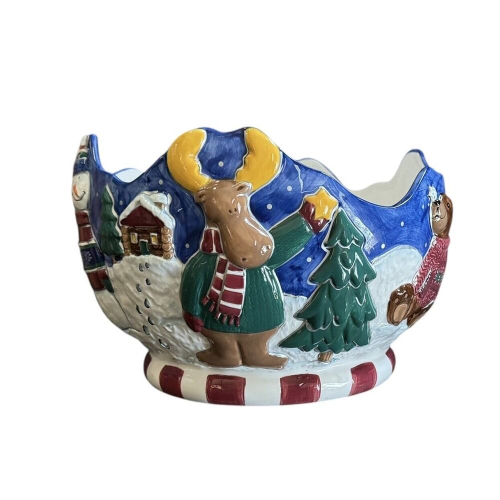 St. Nicholas Square Holiday Christmas Winter Scene‎ Ceramic Bowl Large 1999 Snow
